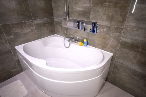 Large Bathtub Installation in South Bend